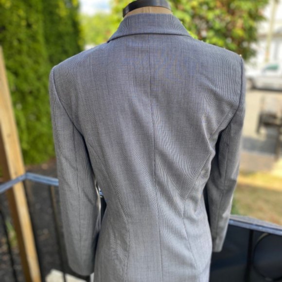 Escada Sz 38 Blazer - Picture 4 of 4